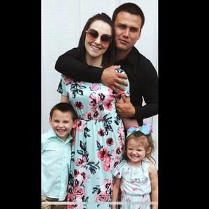 Meet your Posher, Emily mode